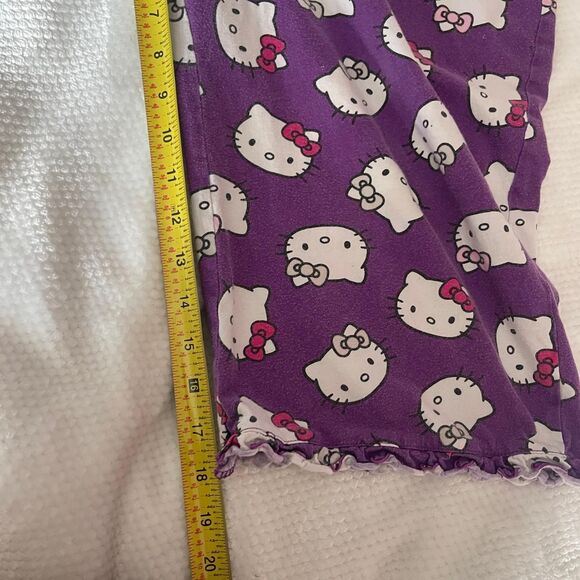 HELLO KITTY PURPLE CAPRI LOUNGE PANTS - Picture 6 of 7